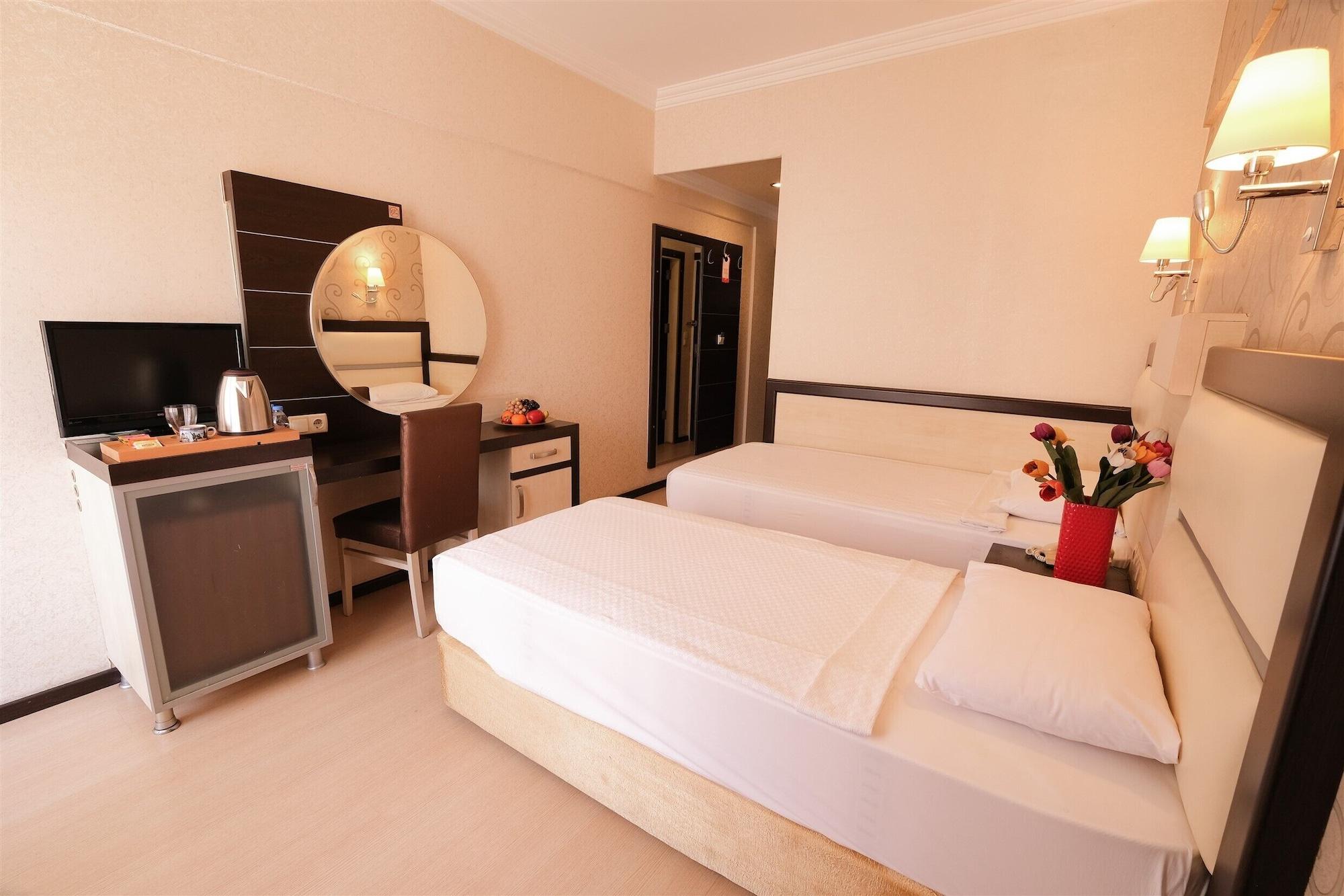 Hotel Wien Star Hotel, Adults Only 3*